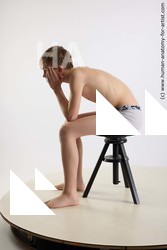 sitting reference archie 03