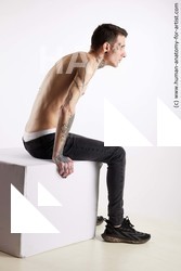 sitting reference dio 07