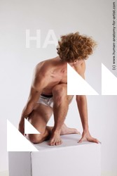 kneeling reference urien 01