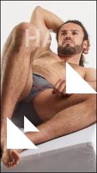 Laying reference poses Simeon