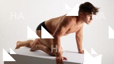 Kneeling reference poses Darren