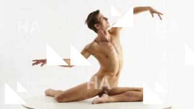 Kneeling reference poses Moric