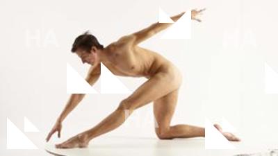 Kneeling reference poses Moric