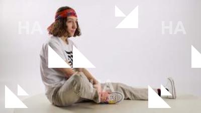 Sitting reference poses Bryton