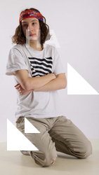 Kneeling reference poses Bryton