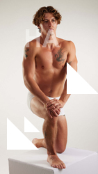 Kneeling reference poses Lyle