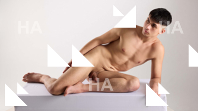 Kneeling reference poses Bruno Baxter