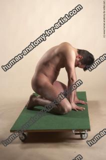 filip kneeling 15