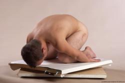 Michael Lilliputian Kneeling