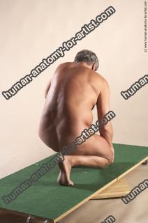 jindrich kneeling 52