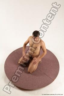 ambroz kneeling 03a