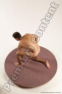 ambroz kneeling 02a