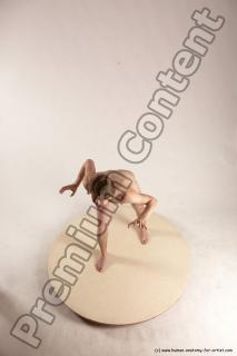 mikulas standing 34a