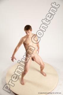 alexandr standing 16a