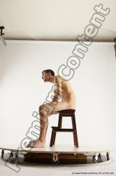 Sitting reference of Roland