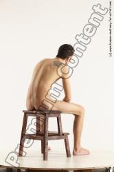 Sitting reference of Roland