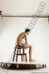 Sitting reference of Roland