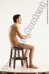 Sitting reference of Roland