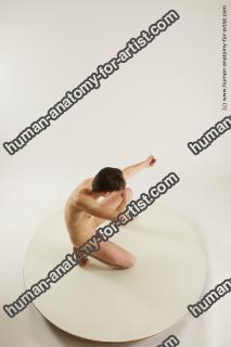 jamie kneeling 03 29a