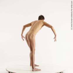 Standing reference poses Moric