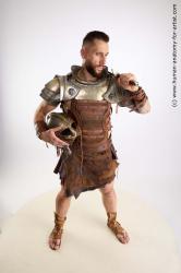 Standing reference poses Danas