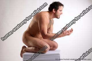 kneeling reference dash 07