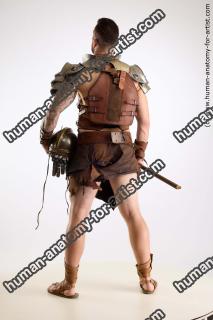 standing reference danas 04