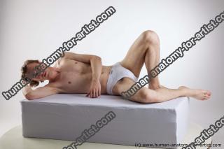 lying reference tony 01