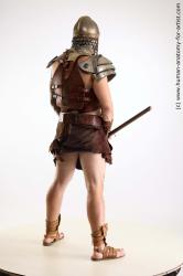 Standing reference poses Danas