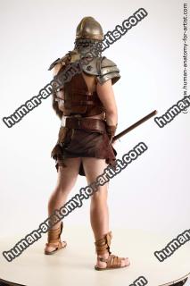 standing reference danas 06