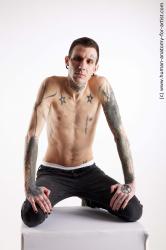 Kneeling reference poses Dio