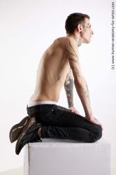 Kneeling reference poses Dio