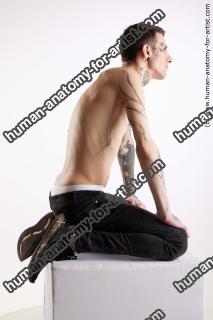 kneeling reference dio 07