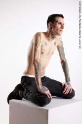 Kneeling reference poses Dio