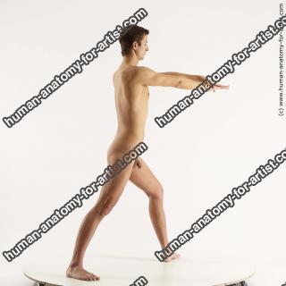 standing reference moric 08