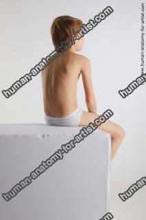 sitting reference novel 05