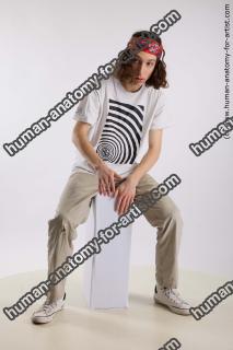 sitting reference bryton 01