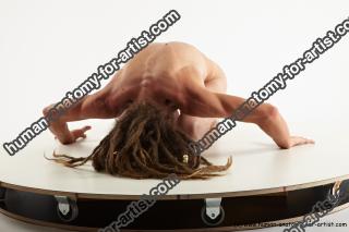 kneeling reference vavrinec 08