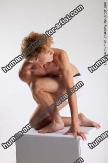 kneeling reference urien 02