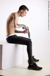 Sitting reference poses Dio